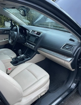 Subaru Outback cena 60900 przebieg: 51454, rok produkcji 2015 z Urzędów małe 781